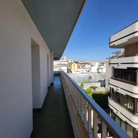 Olas House